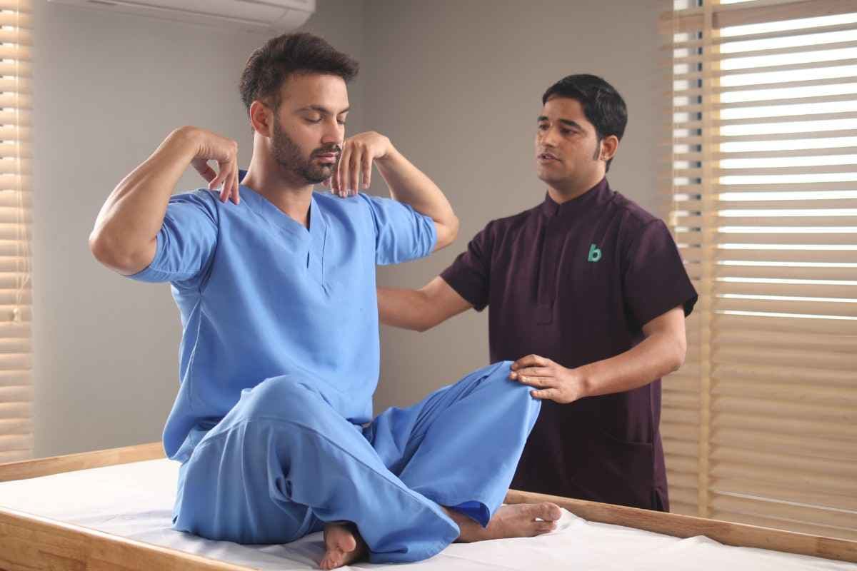 Griva Basti & Gentle Yoga